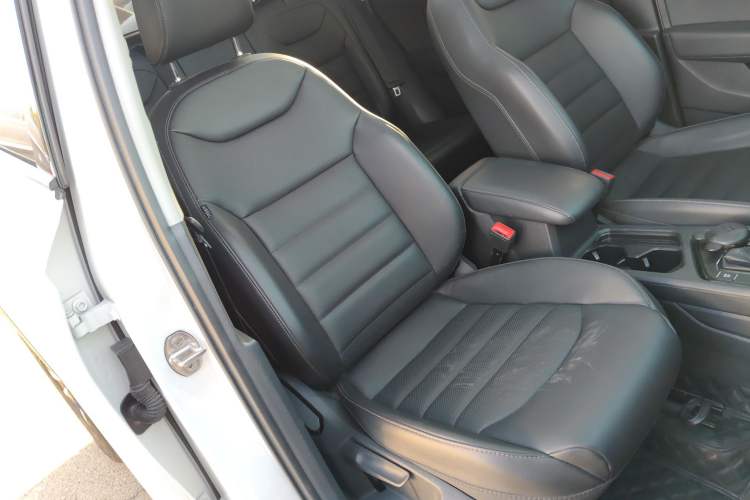 Used Volkswagen Tharu 2022 280TSI Two-Wheel-Drive Luxury Edition