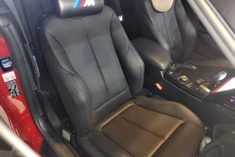 Used BMW 2 Series 2019 225i Convertible Coupe Sports Design Package
