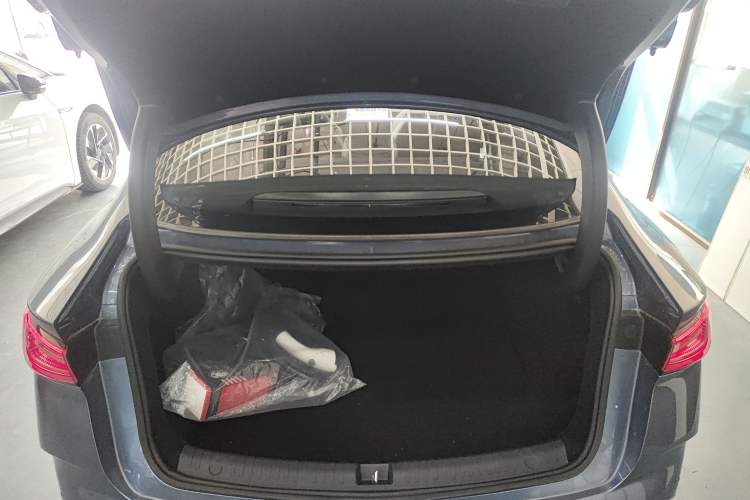 Used BYD Seal 06 New Energy 2025 DM-i Smart Drive 120KM Prestige Model
