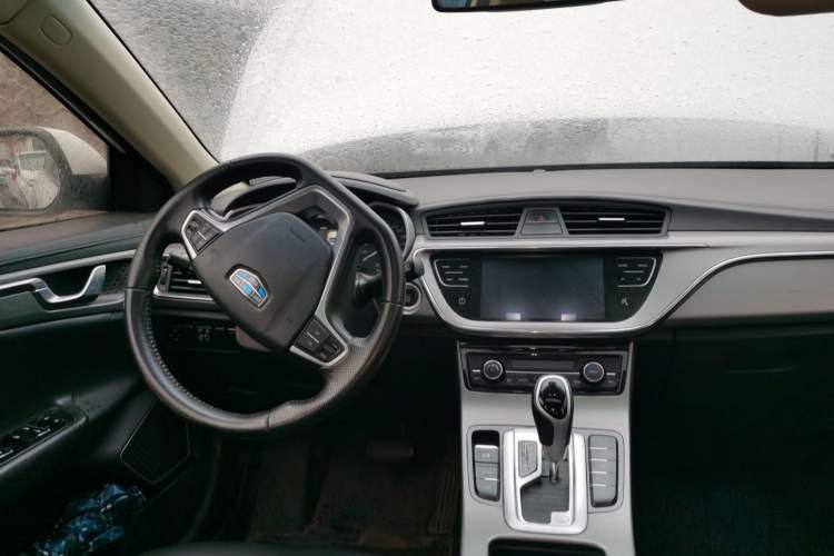 Used Geely Auto Emgrand GL 2018 1.8L DCT Elite Smart Connectivity Version
