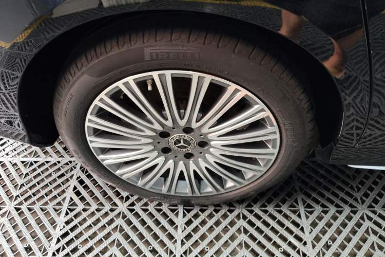 Used Mercedes-Benz E-Class 2020 Facelift E 260 L Sport Edition
