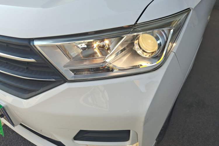 Used Wuling Hongguang 2019 1.5L S Standard Version China VI LAR
