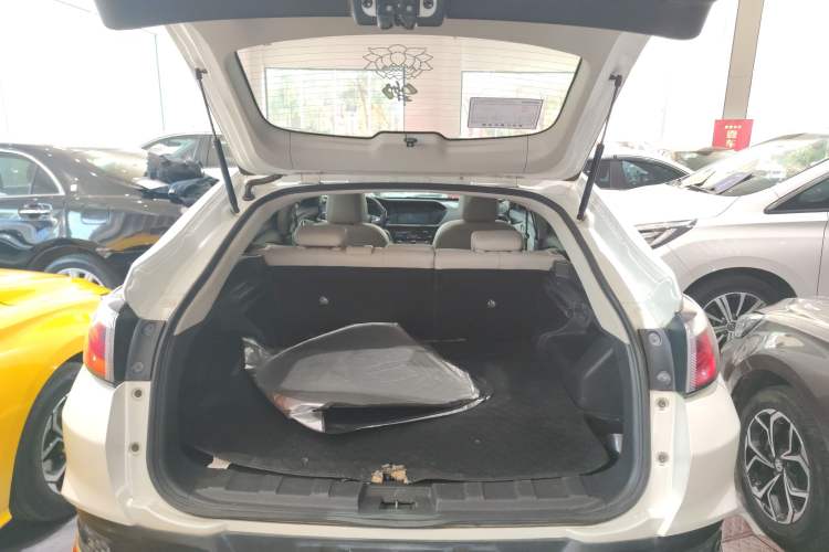 Used Venucia T90 2017 2.0L CVT Smart Edition