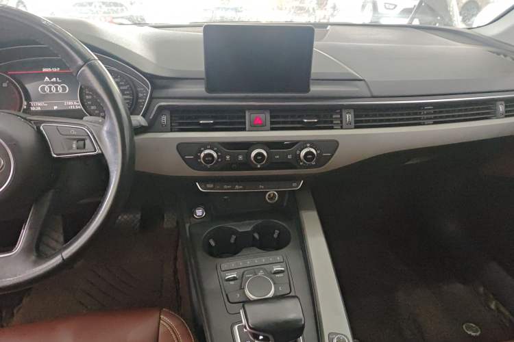 Used Audi A4L 2018 30th Anniversary Edition 40 TFSI Trendy Model