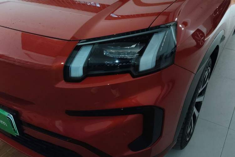 Used AION V 2024 Aion Tyrannosaurus 650 LiDAR Edition
