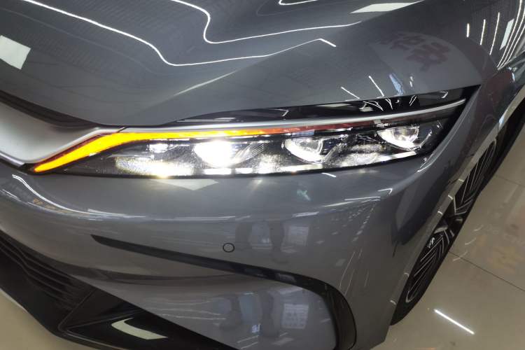 Used BYD Han 2023 EV Champion Edition 506KM Front-Wheel-Drive Premium Model
