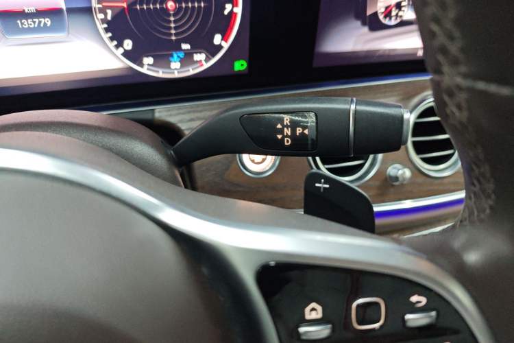 Used Mercedes-Benz E-Class 2019 E 260 L
