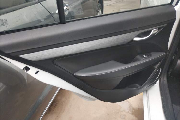 Used Geely Auto Emgrand 2021 UP 1.5L CVT Luxury Model
