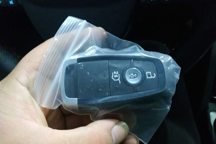 Used Ford Escape 2024 EcoBoost 245 Four-Wheel Drive ST-Line Pro Trim
