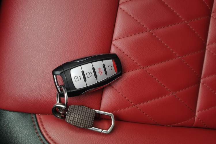 TDK.VehicleDetails.img