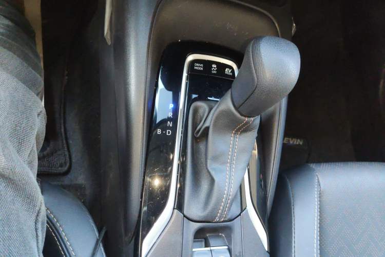 Used Toyota Levin 2023 Smart Electric Hybrid Dual-Engine 1.8L Sport Edition
