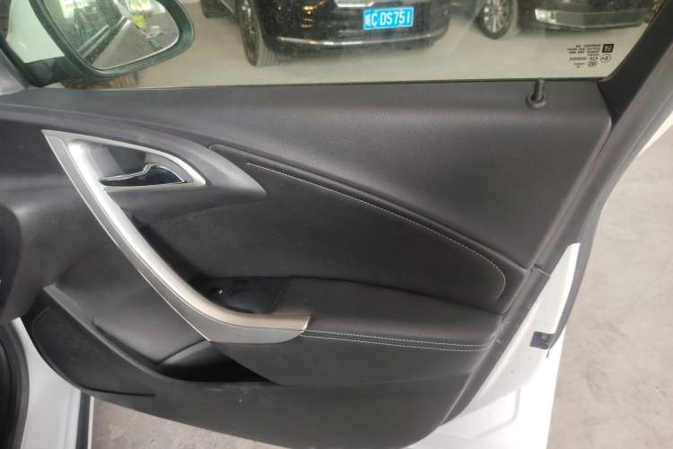 Used Buick GT 2014 XT 1.6L Automatic Fashion Edition
