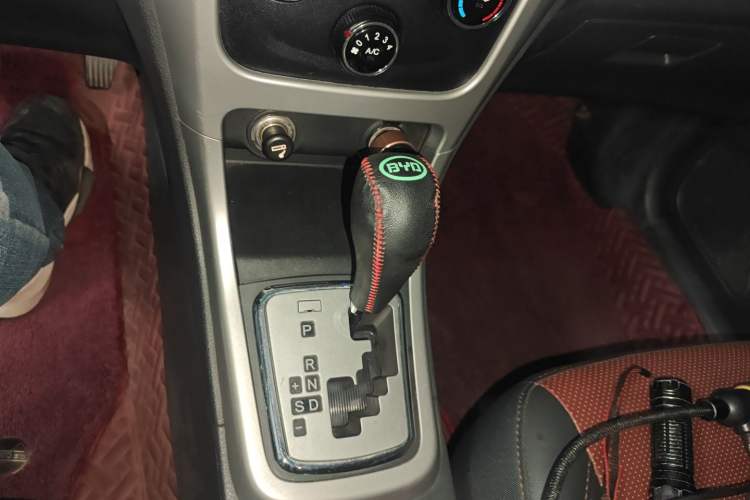 Used BYD F3 2015 Energy-Saving Edition 1.5L Automatic Luxury Model
