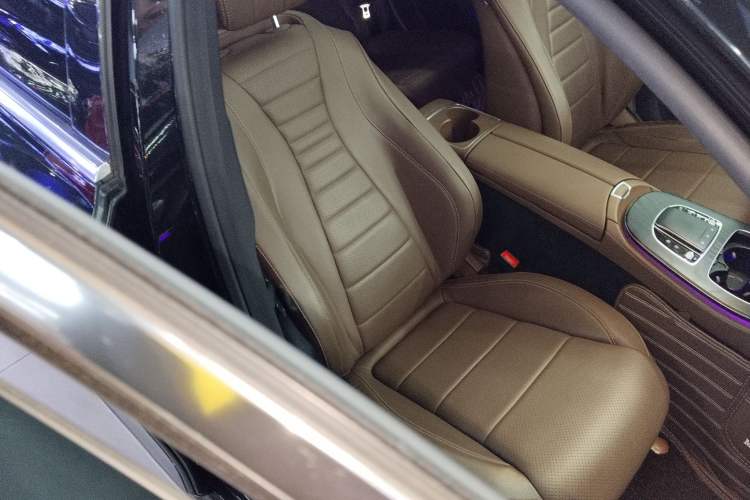 Used Mercedes-Benz E-Class 2019 E 300 L Sport Luxury Edition
