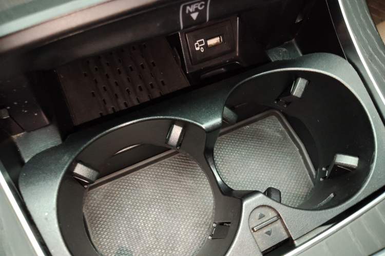 Used Mercedes-Benz E-Class 2020 Facelift E 260 L Sport Edition
