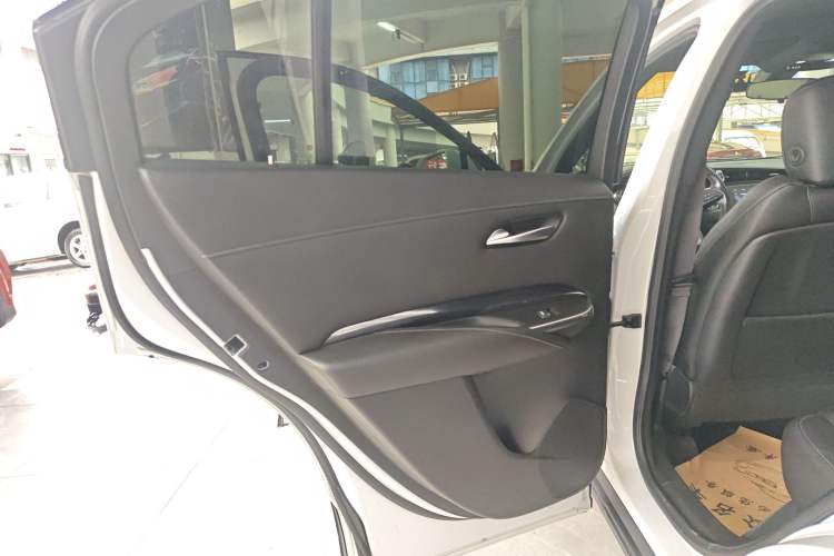 Used Cadillac XT4 2018 28T Two-Wheel Drive Tech Version
