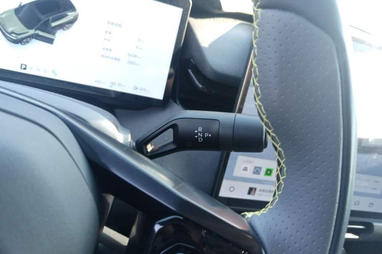 Used Lynk & Co 08 EM-P 2023 245km Ultra-Long Range Halo
