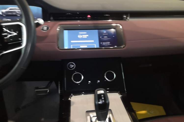 Used Land Rover Range Rover Evoque New Energy 2022 Aurora L P300e Plug-in Hybrid Electric Version