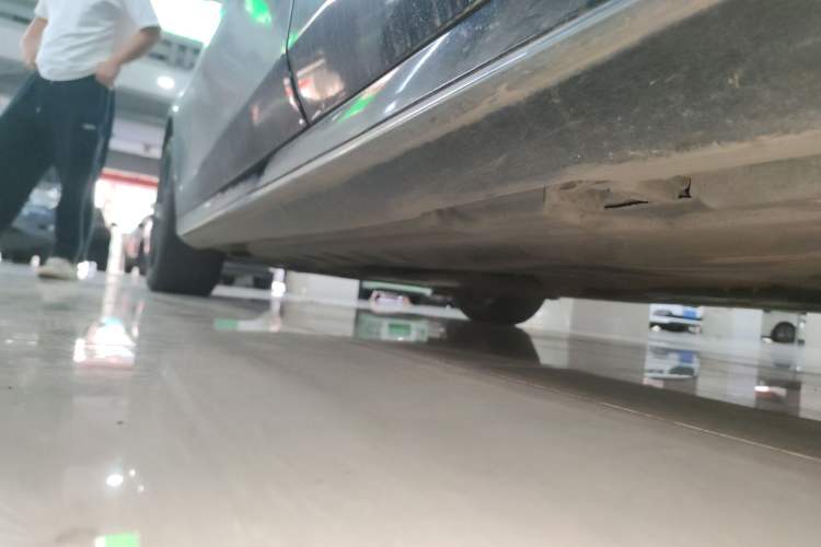 Used Mercedes-Benz E-Class 2020 E 300 L Sporty and Stylish Model
