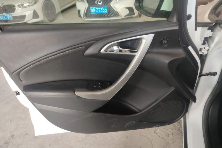 Used Buick GT 2014 XT 1.6L Automatic Fashion Edition
