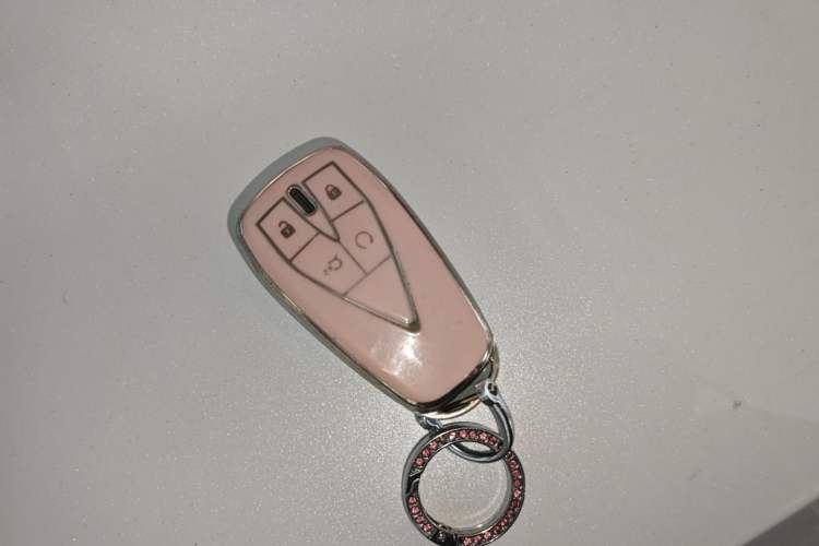 Used Changan UNI-V 2023 1.5T Prestige Model