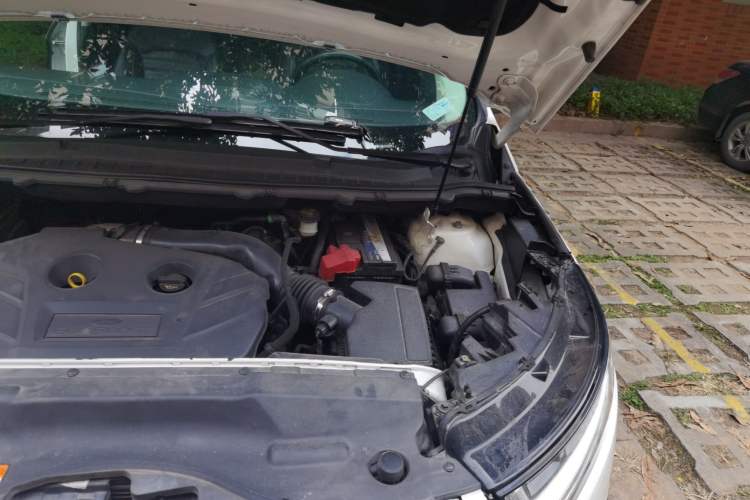 Used Ford Edge 2015 2.0T GTDi 4x4 High-Grade Model
