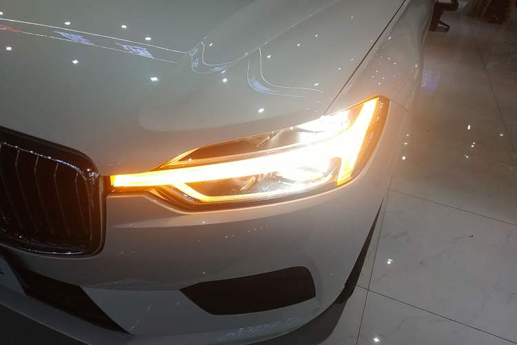 Used Volvo XC60 2018 T4 Zhiyi Edition