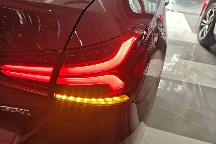 Used Mercedes-Benz A-Class 2020 Restyled A 200 L Sport Sedan Fashion Version
