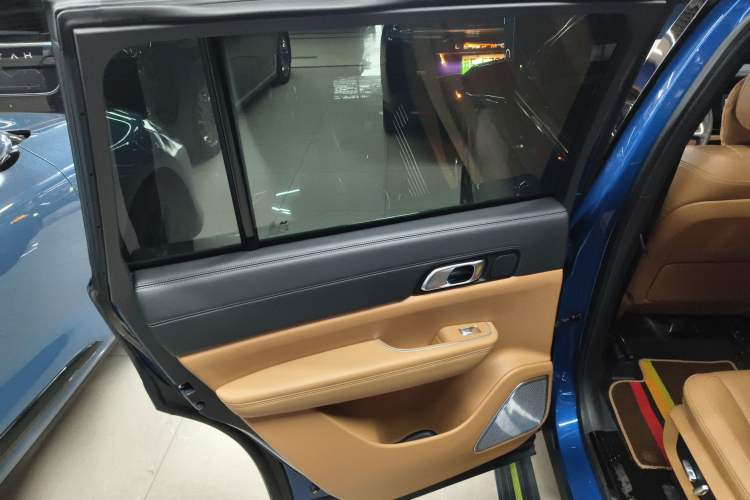 Used Li Auto ONE 2020 Extended-Range 6-Seater Version
