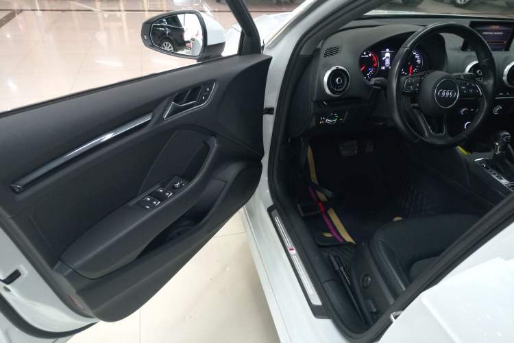 Used Audi A3 2019 Sportback 35 TFSI Fashion Edition China V