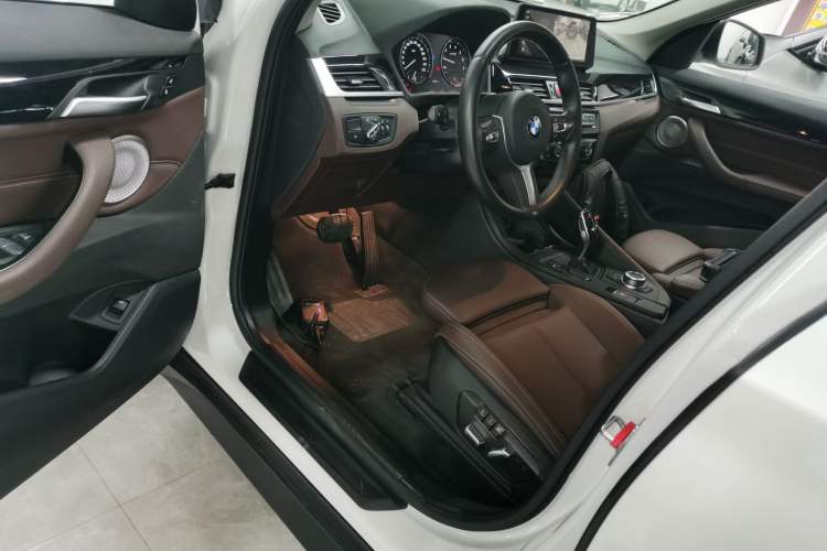 Used BMW X1 2021 sDrive25Li Leading Model
