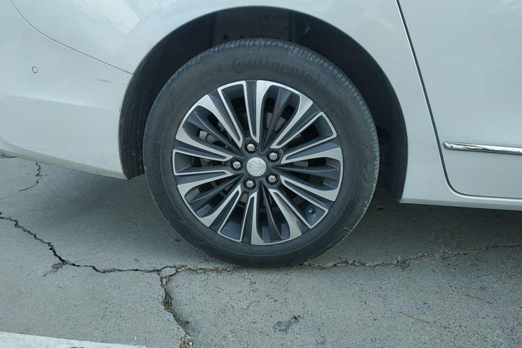 Used Buick GL8 2021 ES Land Cruiser 653T Flagship Model
