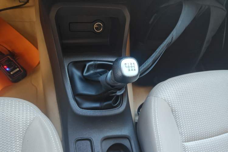 Used Wuling Hongguang 2019 1.5L S Standard Version China VI LAR
