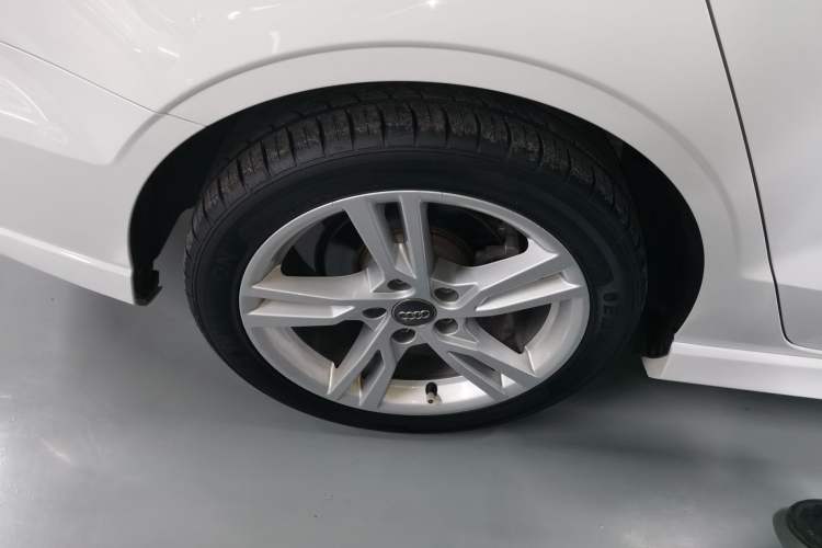 Used Audi A3 2019 Limousine 35 TFSI Fashion Edition China V standard
