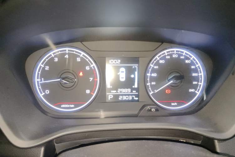 Used Geely Auto Vision X3 2021 PRO 1.5L CVT Deluxe Model
