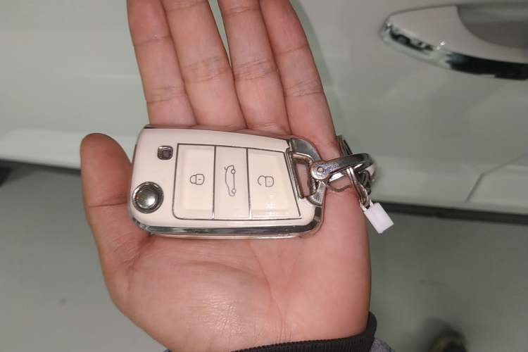 Used Volkswagen Tharu 2022 280TSI Two-Wheel-Drive Luxury Edition