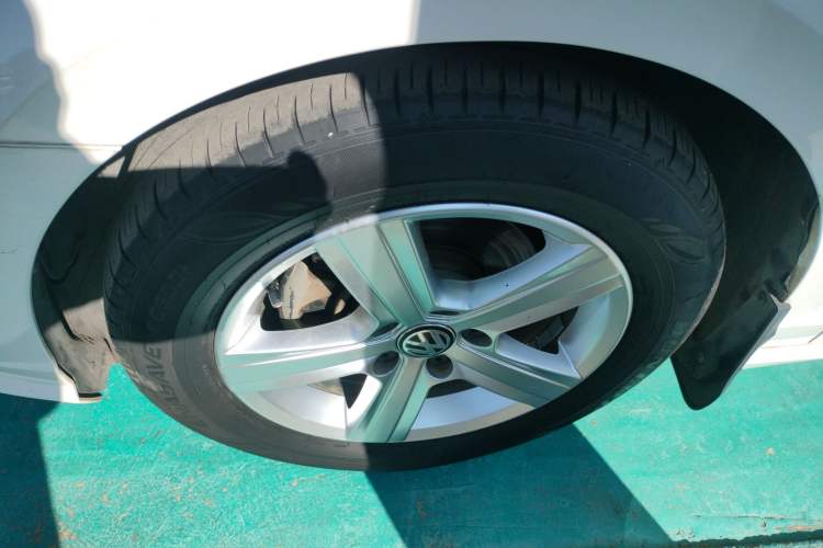 Used Volkswagen Lamando 2019 230TSI DSG Fashion Edition China VI
