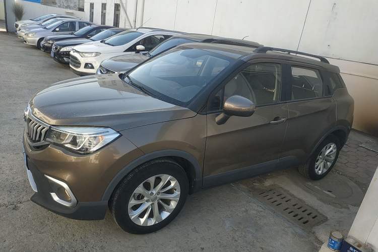 Used Brilliance V3 2017 1.5L Manual Smart Model
