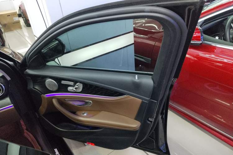 Used Mercedes-Benz E-Class 2019 E 300 L Sport Luxury Edition
