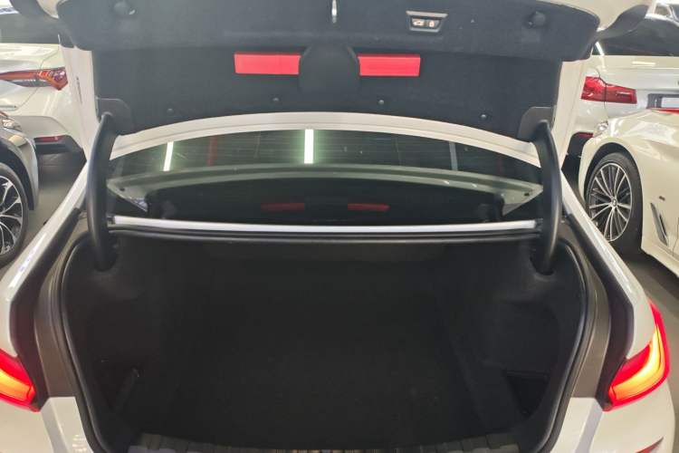 Used BMW 3 Series 2022 Restyled 325Li M Sport Night Edition Package
