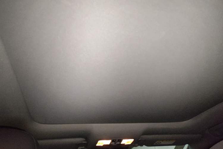 Used Toyota Highlander 2018 2.0T Four-Wheel Drive Luxury Edition 7 Seats China V Emission Standard
