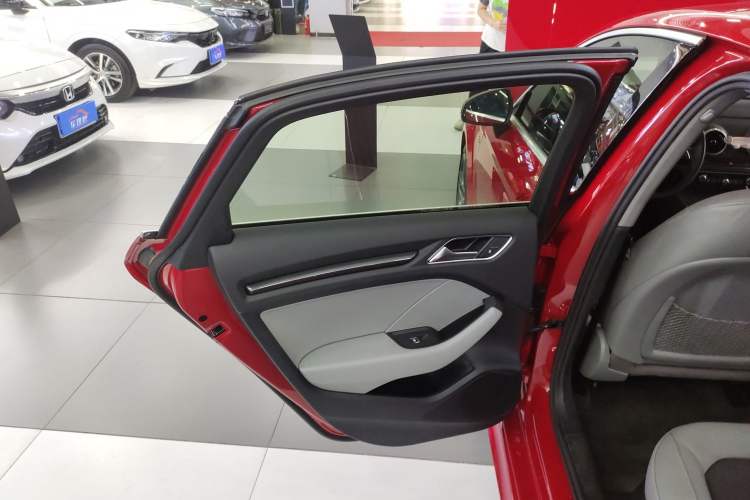 Used Audi A3 2018 30th Anniversary Edition Limousine 35 TFSI Ambition Model
