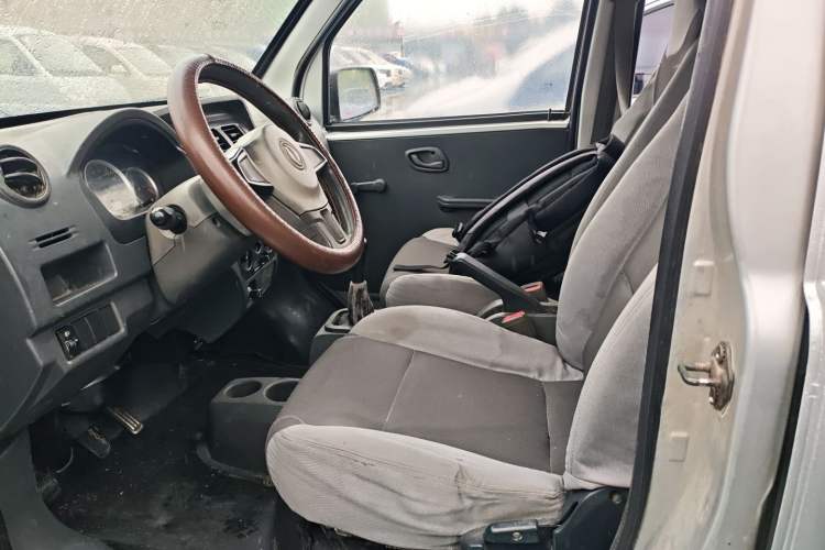 Used Dongfeng Xiaokang K07S 2015 1.2L Practical Version DK12-05
