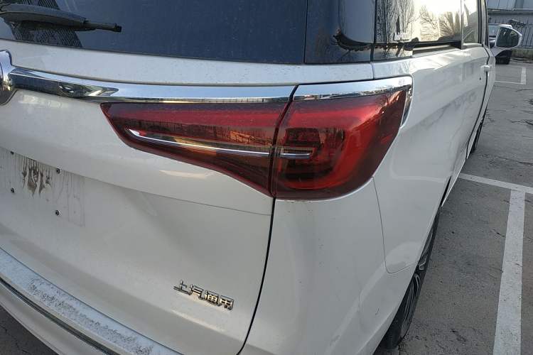 Used Buick GL8 2021 ES Land Cruiser 653T Flagship Model
