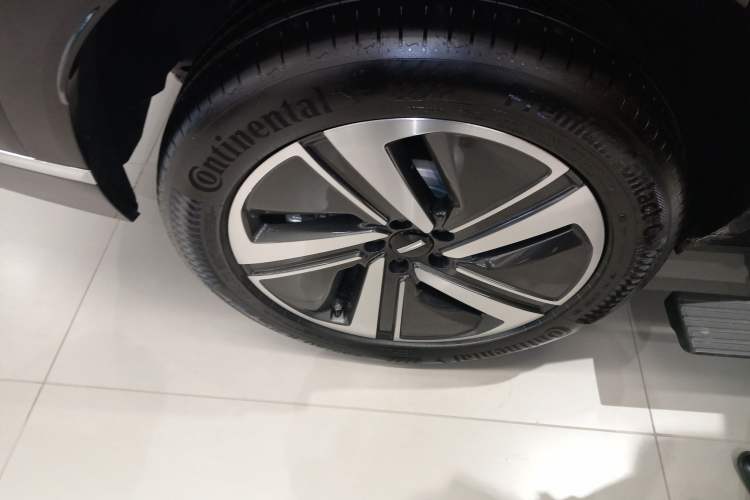 Used Wey Lanshan 2025 Four-Wheel Drive Max
