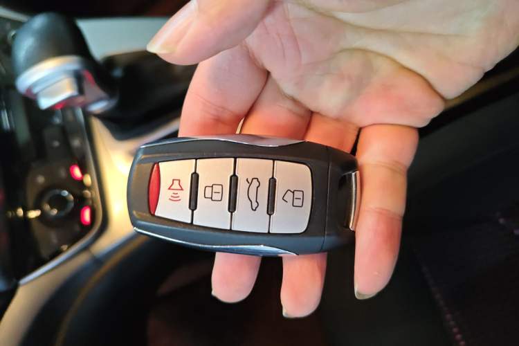 Used Haval M6 2018 Revised Version 1.5T DCT Two-Wheel Drive Urban Style
