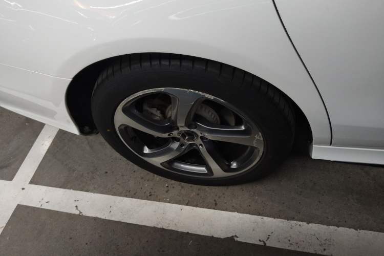 Used Mercedes-Benz E-Class 2019 E 300 L Sport Luxury Edition
