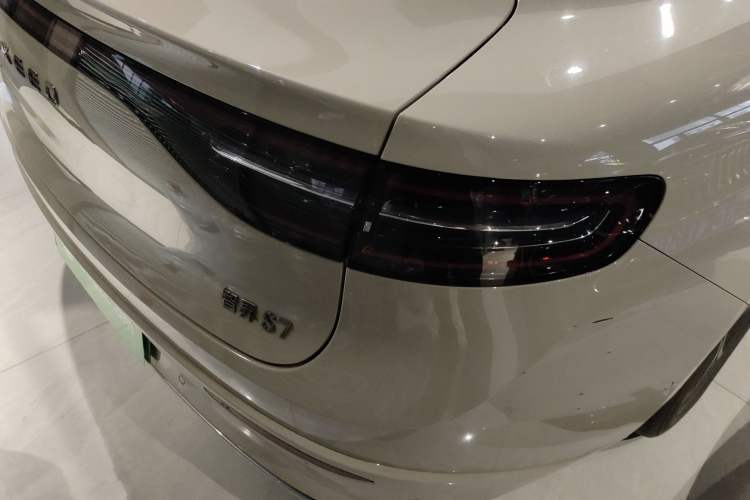 Used Hima Luxeed S7 2024 Pro Rear-Drive Long-Range Version
