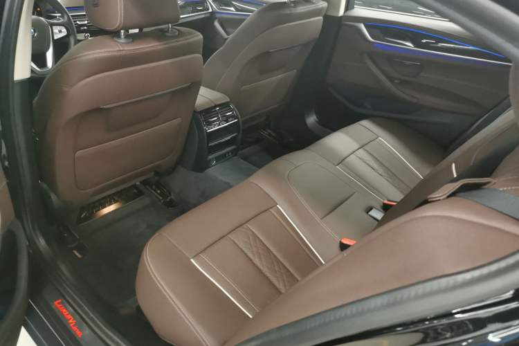 Used BMW 5 Series 2022 Second Facelift 525Li Luxury Package
