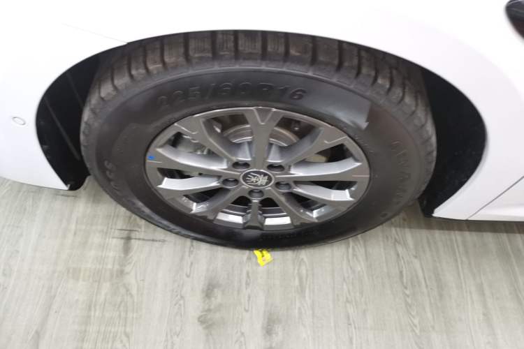 Used BYD Qin L 2025 DM-i Smart Drive 80KM Leading Model
